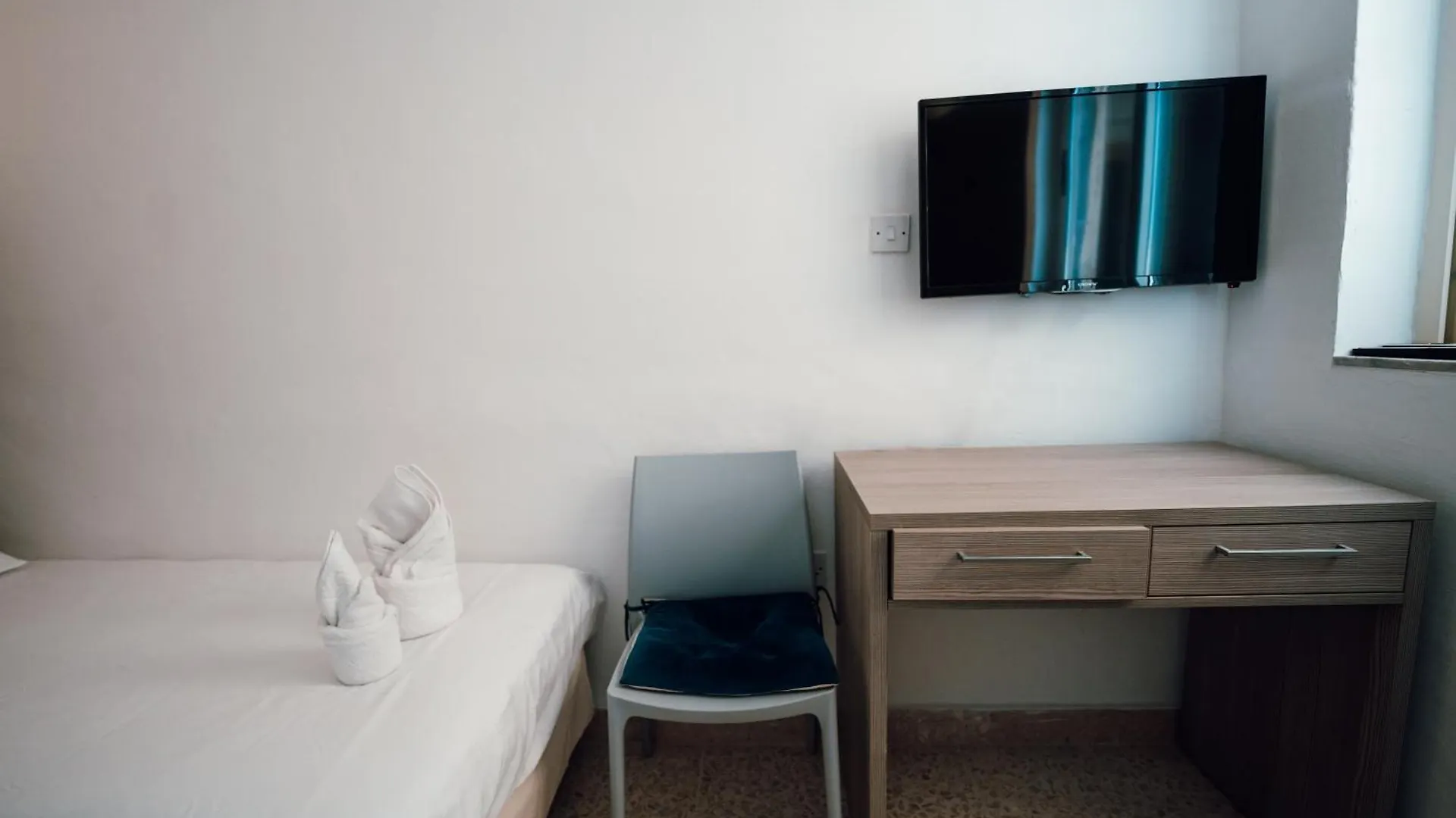 ***  The Howard Hotel Sliema Malta