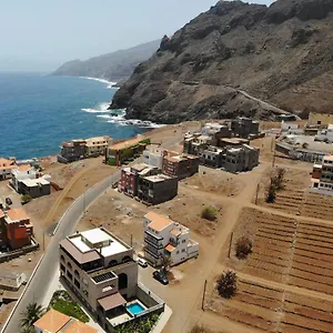 Coracao Bed & Breakfast Ponta Do Sol