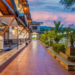 Eagle Regency Hotel Kandy