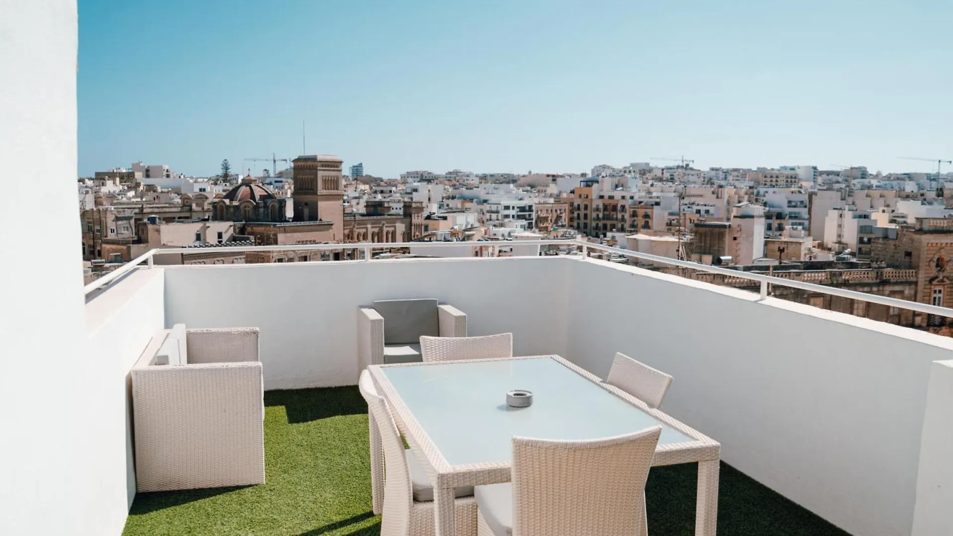 The Howard Hotel Sliema